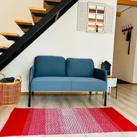 Pomale Vendeghaz * 레브풀롭